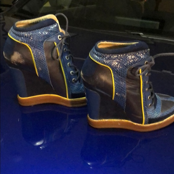 L.A.M.B. High platform blue shoes - Picture 4 of 4